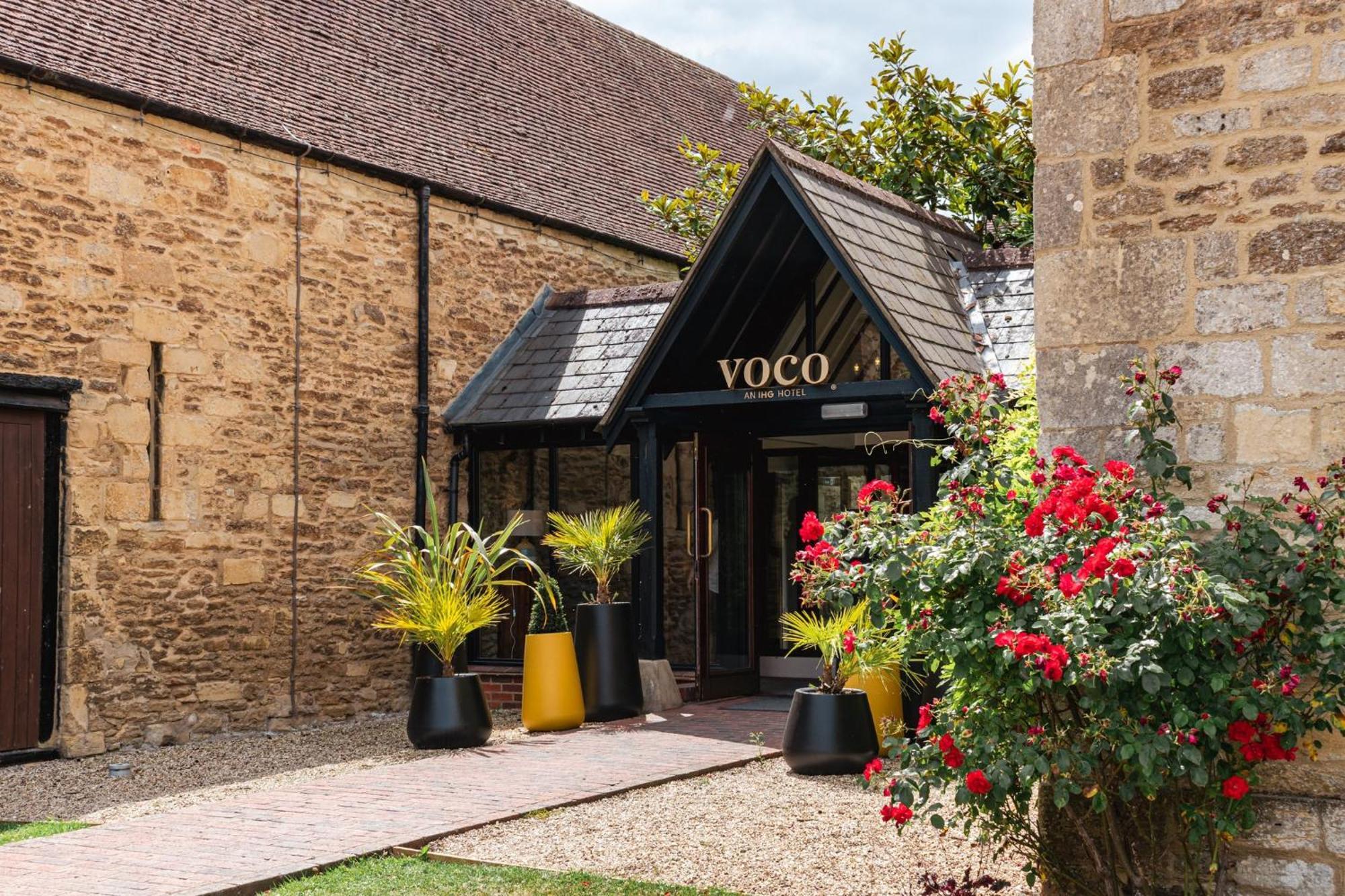 Voco Oxford Thames By Ihg Hotel Kennington  Exterior photo